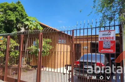 Casa à venda no jardim jamaica – 250m² de terreno, edícula e 3 vagas em campo limpo