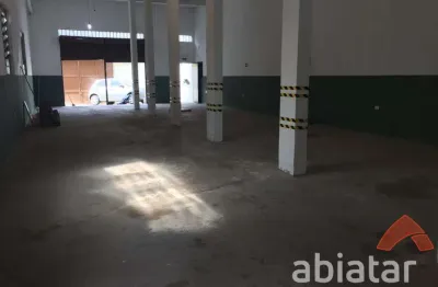 Aluga-se salão comercial na rua doutor ezequiel campos dias – 162 m²
