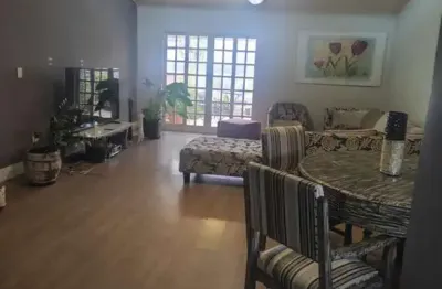 Casa com 3 quartos à venda na Rua Angola, Parque Monte Alegre, Taboão da Serra