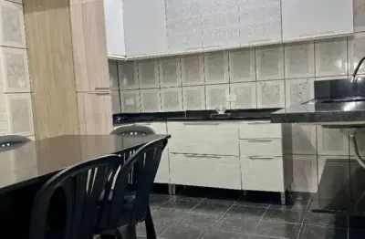 Casa com á venda 2 suítes - garagem para 2 carros - excelente oportunidade