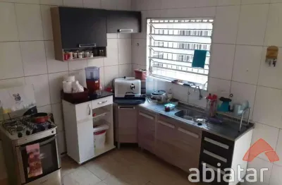 Sobrado á venda com 4 dormitórios e 3 vagas no parque pinheiros