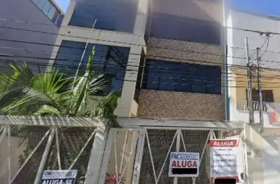 Vendo/ alugo prédio comercial no taboao da serra - com 640m² - 4 pavimentos - 12 salas - 9 banheiros