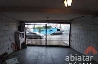 Sobrado à venda com 3 dormitórios e 2 vagas  próximo ao comércio e transporte  taboão da serra