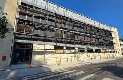 Prédio para alugar na Elizabetta Lips, Jardim Bom Tempo, Taboão da Serra