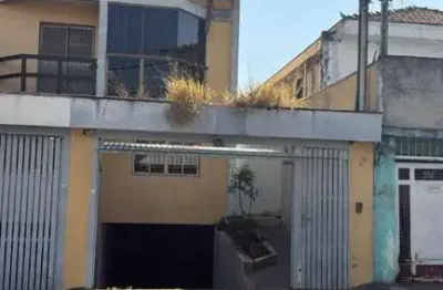 Sobrado de alto padrão à venda e locação em taboão da serra  3 suítes e garagem para 6 carros