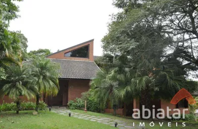 Casa à venda 540 m², 4 suítes e 10 vagas  condomínio forest hills, cotia