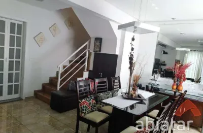 Sobrado à venda em condomínio fechado no umuarama, são paulo / sp