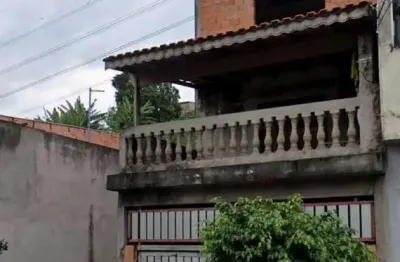 Sobrado à venda no jardim vitória com 2 casas independentes e garagem