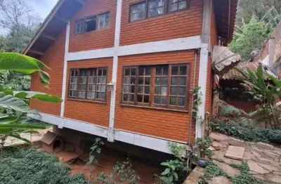 Casa à venda em taboão da serra  1.190m², 2 dormitórios e terreno amplo