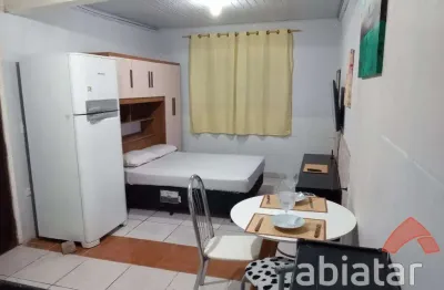 Kitnet / Stúdio para alugar na Rua Edval de Souza, 93, Jardim Três Irmãos, Taboão da Serra