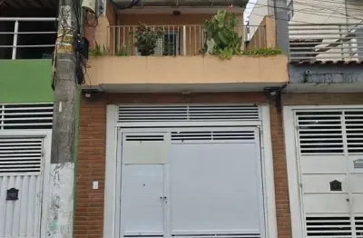 Sobrado com área gourmet no andar superior à venda no jardim maria luiza  taboão da serra