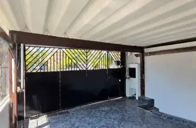 Sobrado à venda em taboão da serra  3 dormitórios, 3 banheiros e 2 vagas