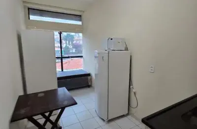 Kitnet mobiliada para locação com 20m² no Jardim Maria Rosa  Taboão da Serra/SP