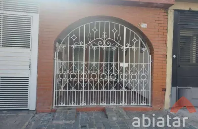 Sobrado à Venda no Jardim Taboão  2 Dormitórios, Quintal e Sacada  Taboão da Serra/SP