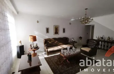 Sobrado à venda no jardim celeste  197 m², 3 dormitórios, 4 banheiros e salão de 80 m²