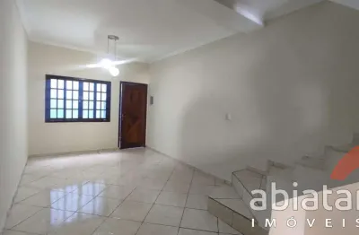 Casa à venda no arraial paulista  2 dormitórios, edícula e 1 vaga  taboão da serra/sp