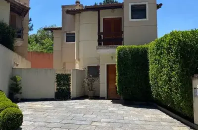 Casa com 3 quartos à venda na Rua das Camélias, Parque Assunção, Taboão da Serra