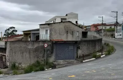 Sobrado à venda com 72,40m² na Cidade Intercap  2 dormitórios e 6 vagas em Taboão da Serra/SP