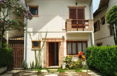 Sobrado para locação com 115m²  3 dormitórios  Parque Assunção  Taboão da Serra/SP