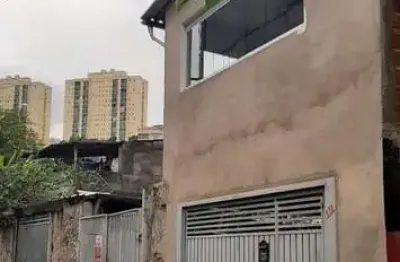 Terreno à venda com 326m², 3 casas e 2 salões  Jardim Maria Rosa - Taboão da Serra/SP