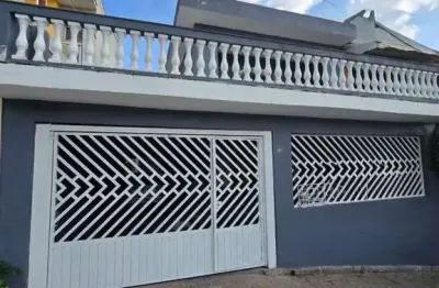 Sobrado à venda com 180m²  4 dormitórios  Jardim Maria Virgínia  São Paulo/SP