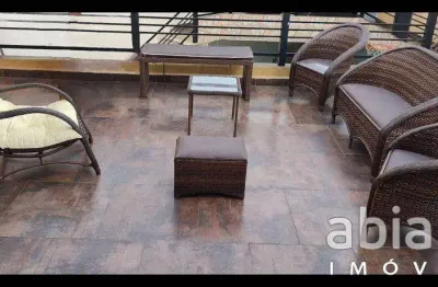 Sobrado à venda com 5 dormitórios e 280m² no Jardim Kuabara  Taboão da Serra  Aceita permuta