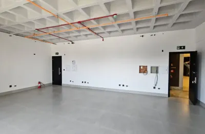 Excelente sala comercial 65 m² edifícil le monde com garagem.
