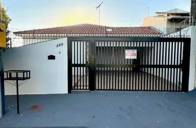 Casa com excelente localização no  residencial jardim etemp, alice proximo av. vetorasso 3 dormitórios