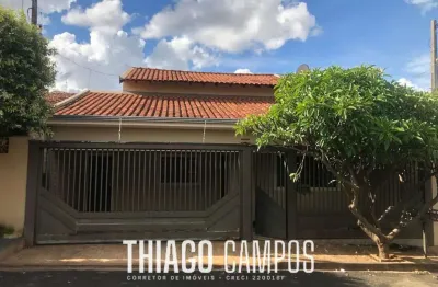 Jardim maria lucia casa com 3 dormitórios e suíte imóvel de alto padrão construtivo (locado r$1.000,00 mês)