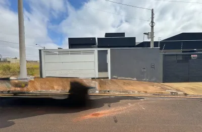 Casa a venda no bairro miravista na cidade de mirassol contendo 3 dormitórios sendo uma suite