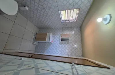 Casa com 1 quarto à venda na Rua Salim Salomão, Sítio Cercado, Curitiba