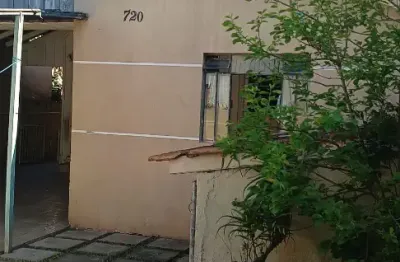 Excelente Terreno  ,8x25 com casa, bairro  Sitio Cercado  Curitiba/Pr