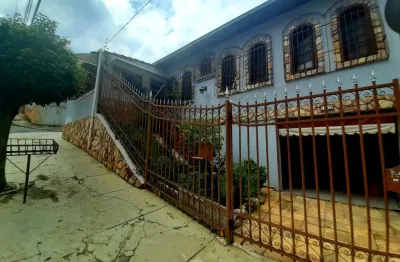 Casa com 2 quartos à venda na rua mércia siqueira prates, 183, santa amélia, belo horizonte por r$ 520.000