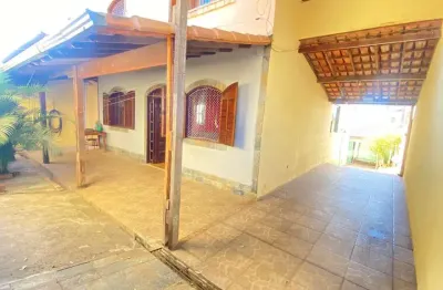 Casa com 4 quartos à venda na manoel sampaio, 138, candelária, belo horizonte por r$ 858.000