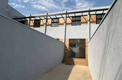 Casa com 2 quartos à venda na rua dos bororós, 430, santa mônica, belo horizonte por r$ 450.000