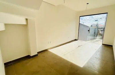 Casa com 2 quartos à venda na rua dos bororós, 426, santa mônica, belo horizonte por r$ 430.000
