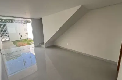 Casa com 2 quartos à venda na rua pedra sideral, 192, rio branco, belo horizonte por r$ 438.000