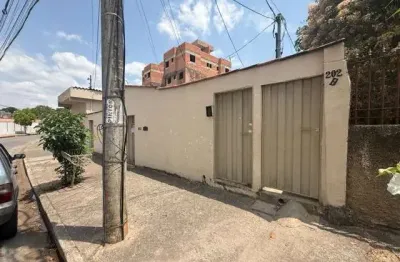 Casa com 6 quartos à venda na rua dos comanches, 202, santa mônica, belo horizonte por r$ 599.000