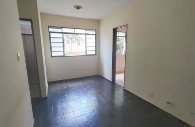 Apartamento com 2 quartos à venda na Rua Bristol, 51, Europa, Belo Horizonte por R$ 180.000