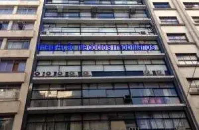 Conjunto comercial 173m² e 04 banheiros.  condomínio com recepção e segurança.  excelente localização á 4 minutos andando para a estação do metrô