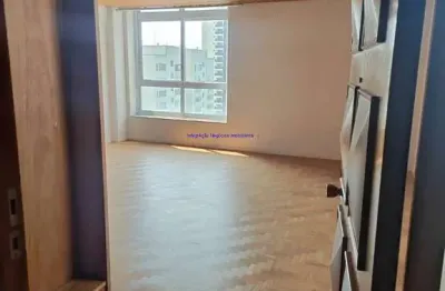 Apartamento  122m², 02 dormitórios, 02 banheiros e 01 vaga de garagem.  condomínio com portaria e salão de festas.  excelente localização
