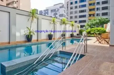 Apartamento studio mobiliado 42m², 01 dormitório, 01 banheiro e 01 vaga na garagem.  condomínio com portaria, segurança 24hrs, piscina, salão de festa
