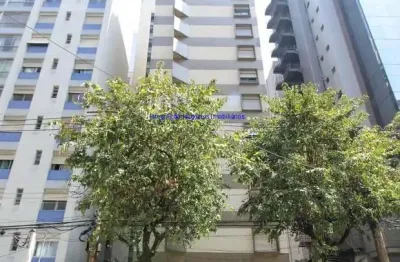 Apartamento134,14m², 03 dormitórios (sendo 01 suíte), 03 banheiros e 01 vaga de garagem.  Condomínio com segurança e portaria.  Excelente localização