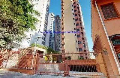 Apartamento 45m², 01 dormitório, 01 banheiro e 01 vaga de garagem.  condomínio com segurança, portaria, piscina,  academia, salão de festas