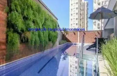 Condomínio com piscina, fitness, lavanderia , salão de festas, tudo novo.  excelente localização à 3 minutos andando da estação de metrô vila madalena
