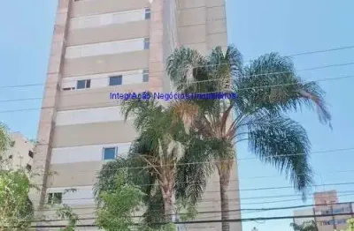 Apartamento 170m², 03 dormitórios (sendo suítes), 04 banheiros e 03 vagas de garagem.  condomínio com portaria, segurança, piscina, salão de festa