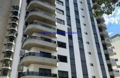 Apartamento  220m², 04 dormitórios  (sendo 03 suítes), 04 banheiros e 4 vagas de garagem.  condomínio com portaria, segurança, piscina, salão de festa