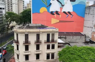 Conjunto comercial 280m² e  02 banheiros.  condomínio com portaria, segurança e recepção.  excelente localização