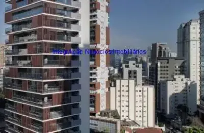 Apartamento 252m², 04 dormitórios (sendo suítes), 05 banheiros e 04 vagas de garagem.  condomínio com portaria, segurança, piscina, salão de festa