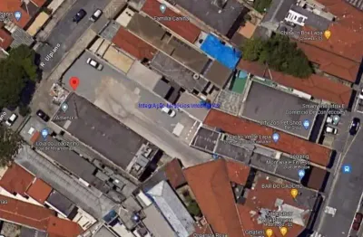 Terreno 410m².  excelente localização  entre as ruas tito, monteiro de melo e praça cívica; próximo da estação de trem lapa.